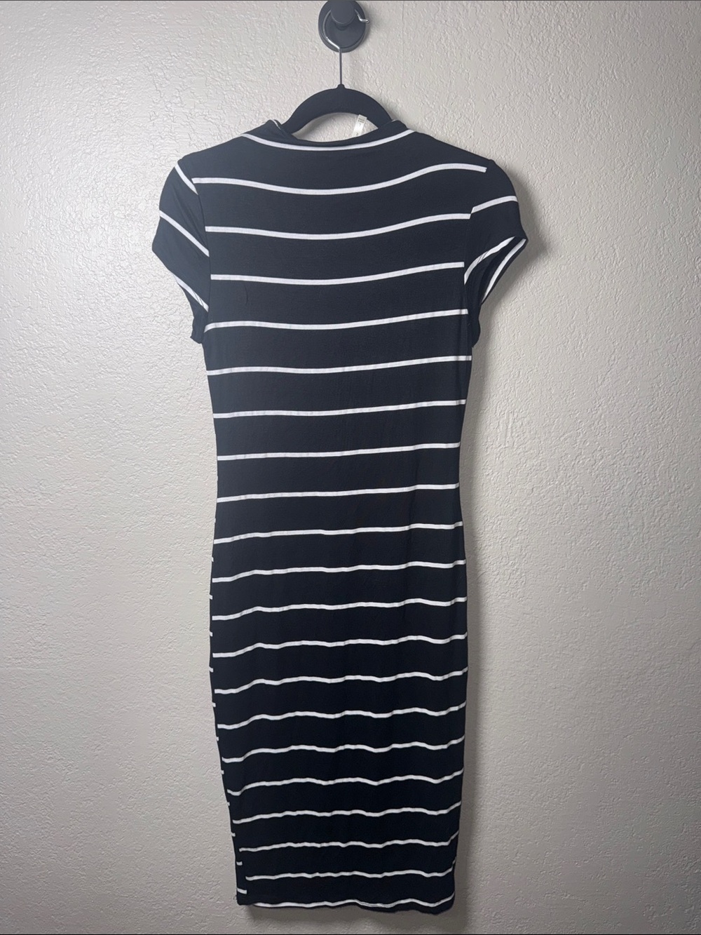 DNA couture Black and White Striped Short-Sleeve Bodycon Midi Dress - Picture 3 of 8